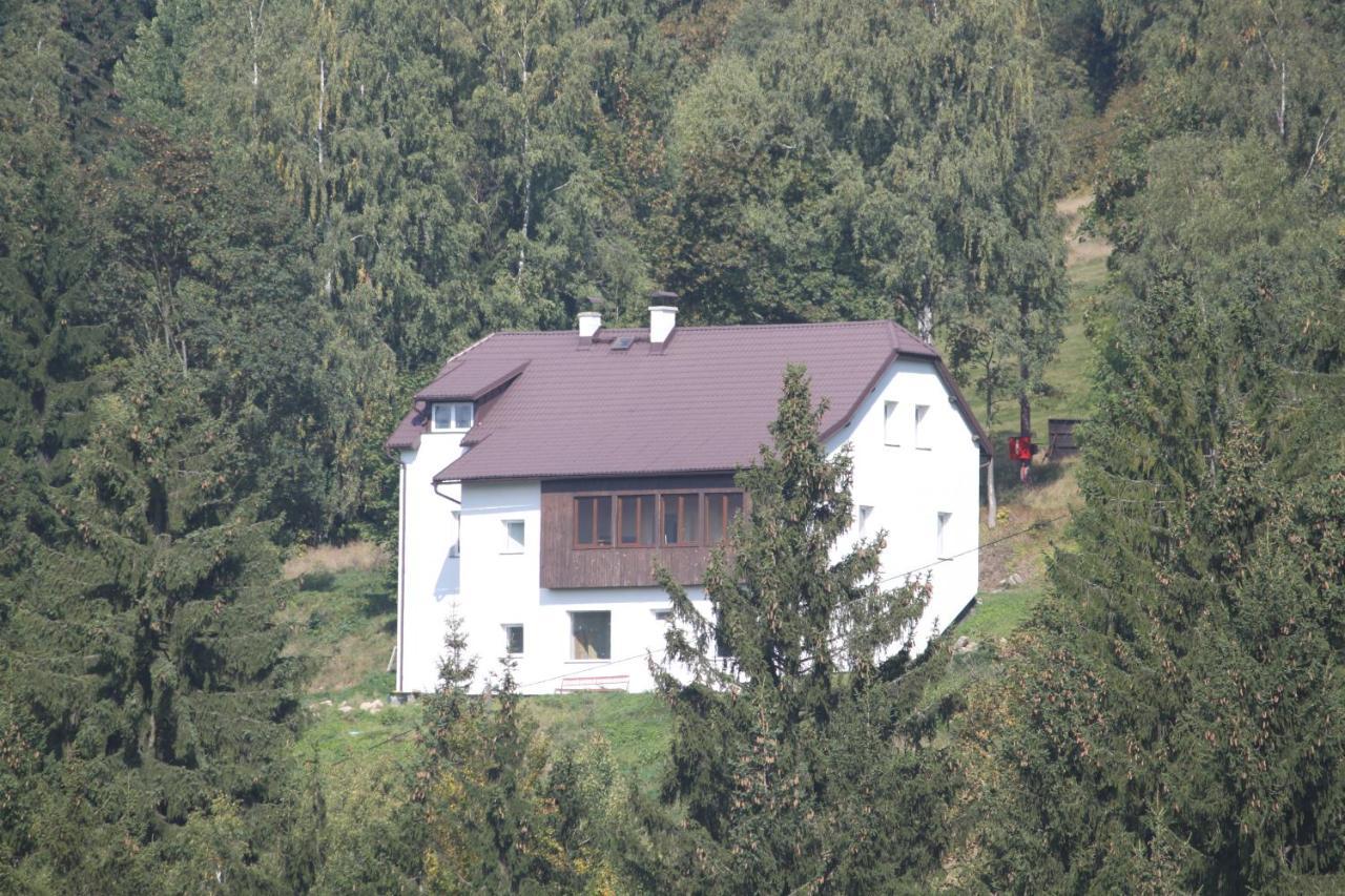 Horská chata Hubertus Albrechtice v Jizerskych horách Exterior foto